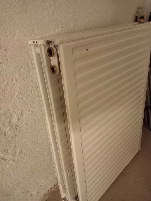 Grzejnik Buderus z termostatem