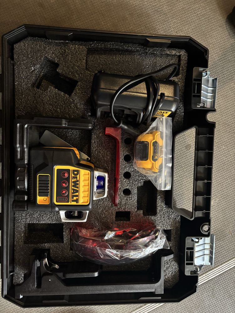 Dewalt laser dce089d1r zestaw plus akumulator
