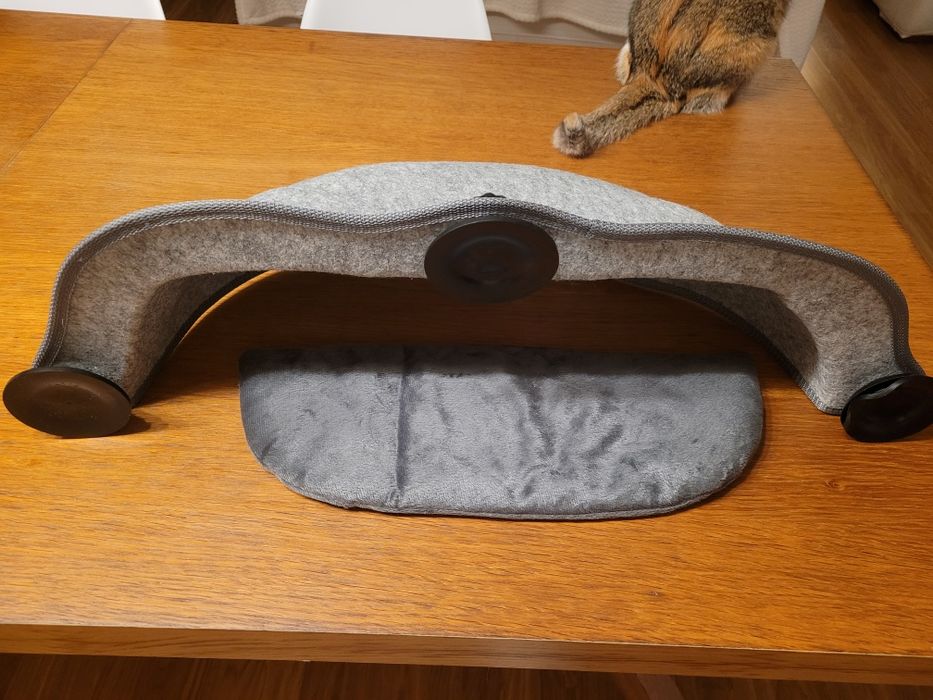 Cama suspensa para gato Nova