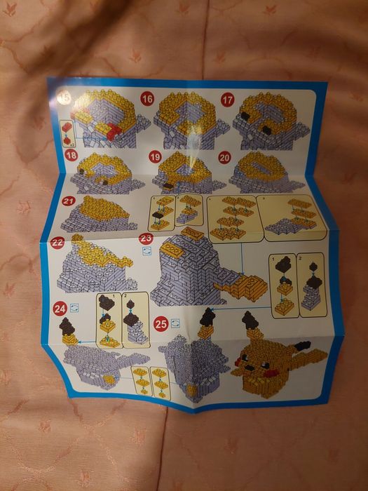 Pikachu em lego embalado nunca montado