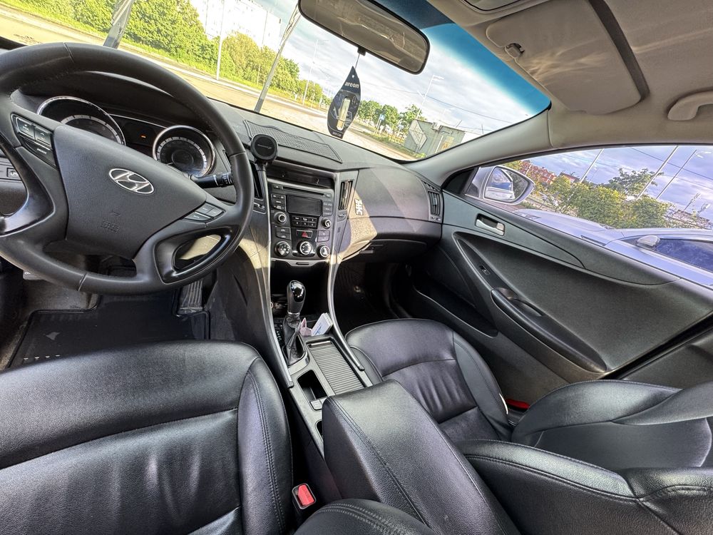 Продам машину Hyundai Sonata 2013 року