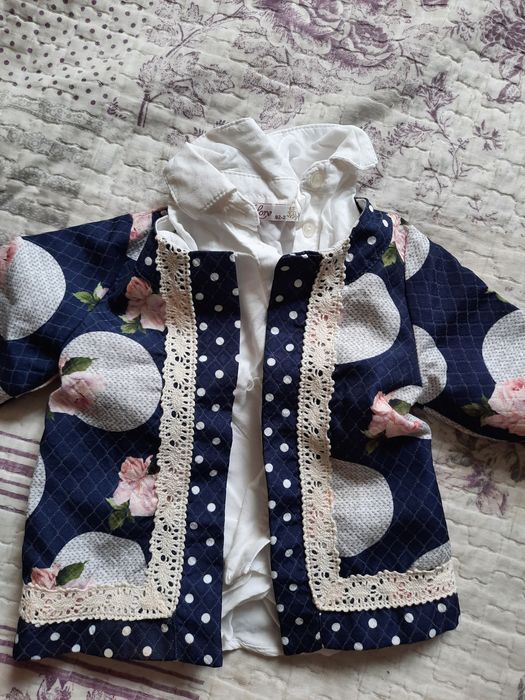 Дитячий одяг, сорочка і піджачок