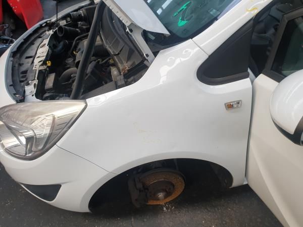 Guarda-lamas esquerdo OPEL Meriva B