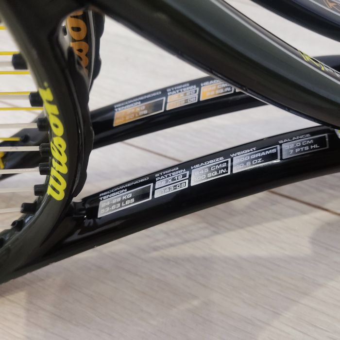 Професійна тенісна ракетка Wilson 50-60 LBS