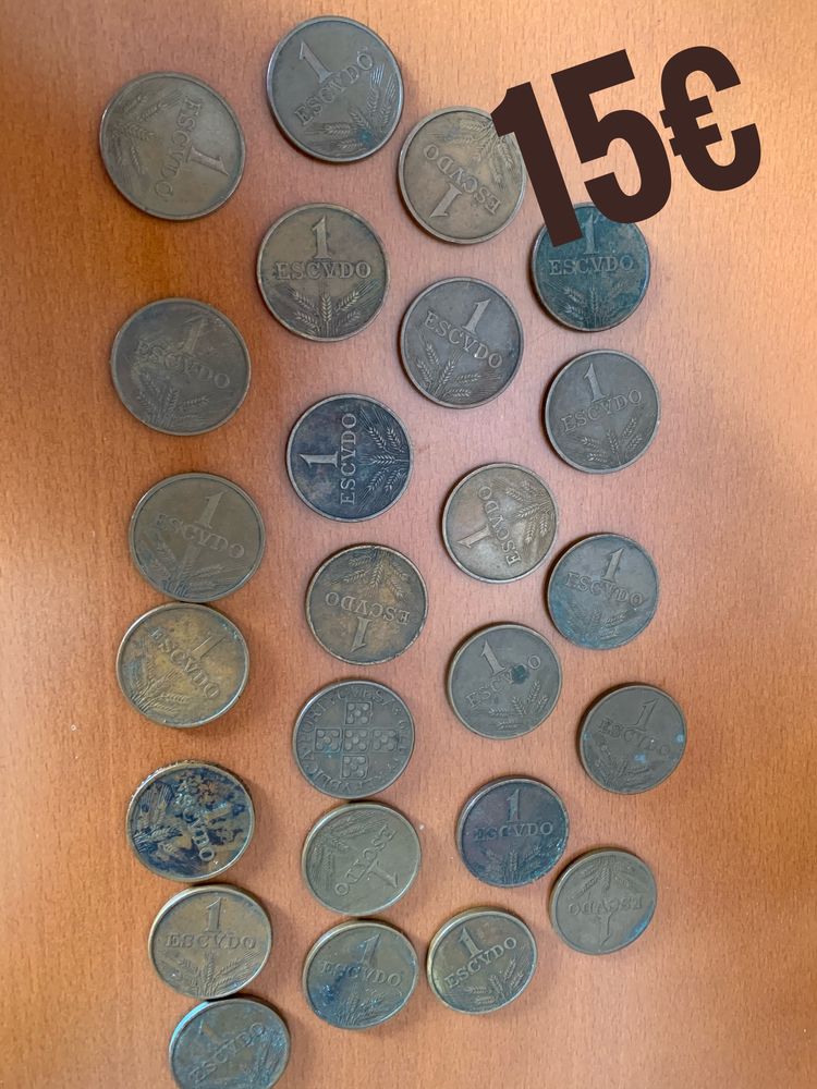 242 moedas variadas “preço nas fotos”