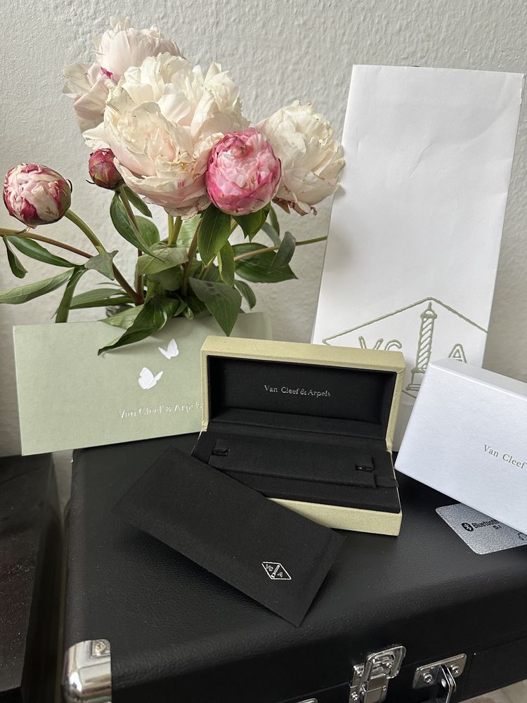 Упаковка для браслета  Van Cleef люкс качество