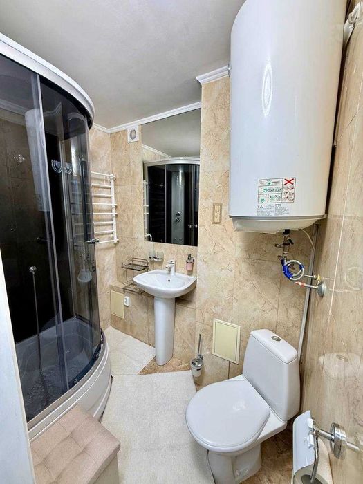 Продаю однокімнатну квартиру. Соборна. Ремонт, меблі, техніка!