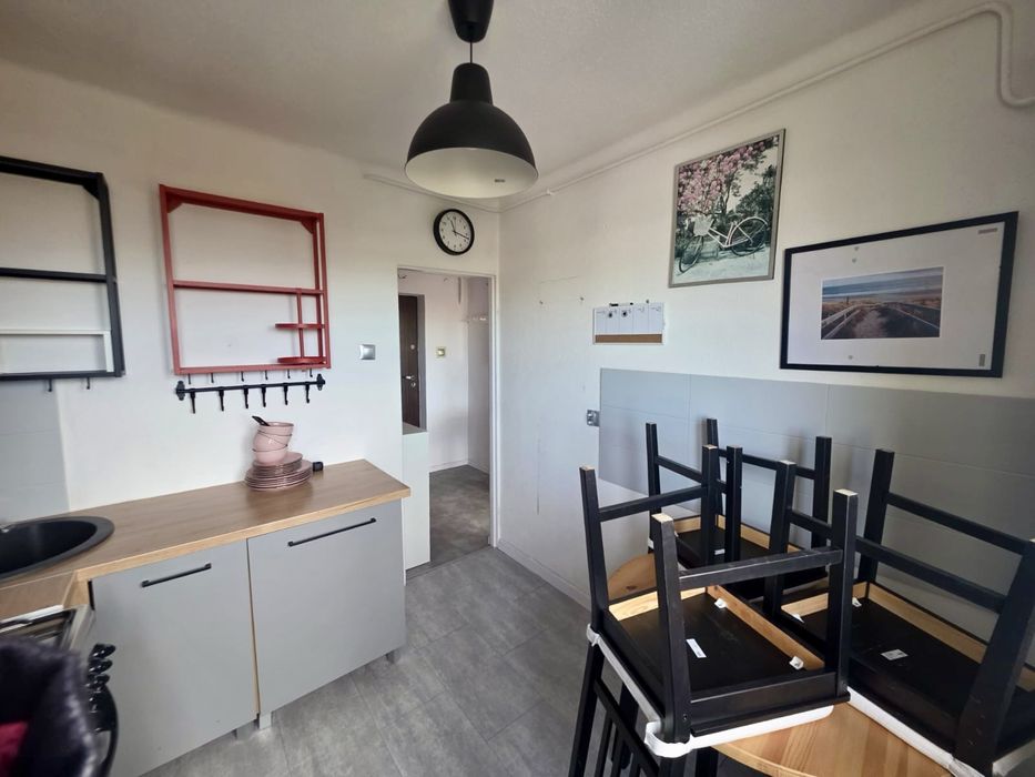 Kawalerka 27 m² z balkonem i widokiem na fontannę