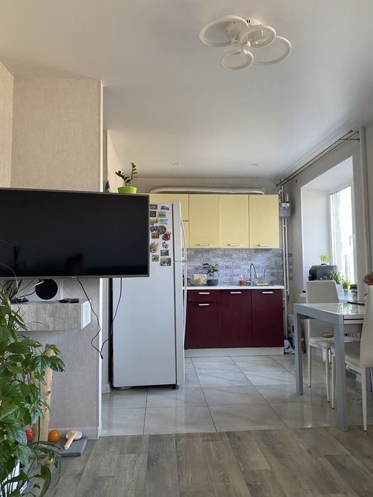 Продаж квартири Запоріжжя Космос