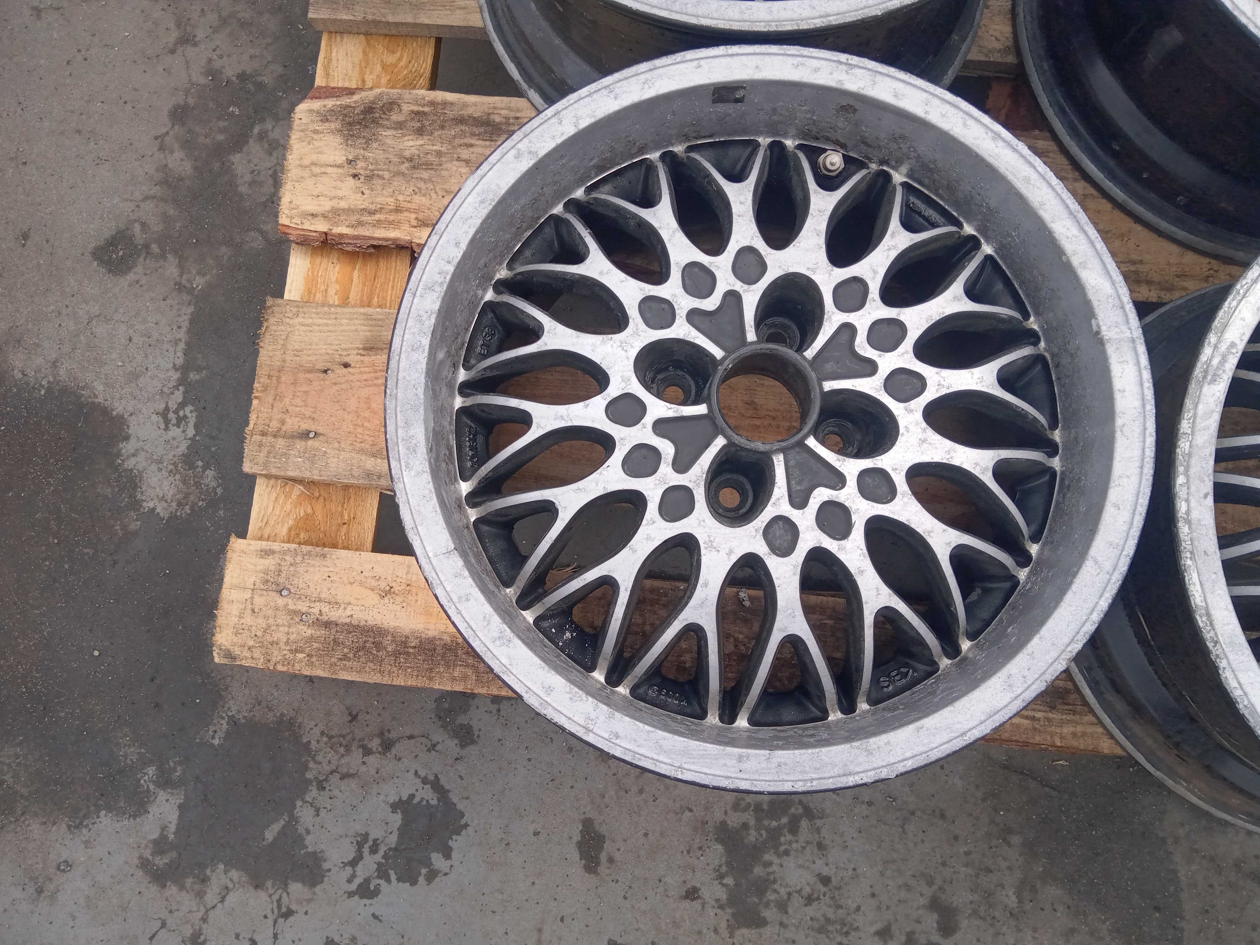 Komplet Felg Aluminiowych KBS 7jx15 ET38 4x100 Golf GTi E30 Astra