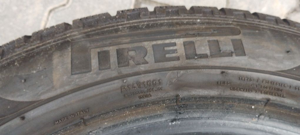 235/55R18 Pirelli Scorpion opony zimowe komplet