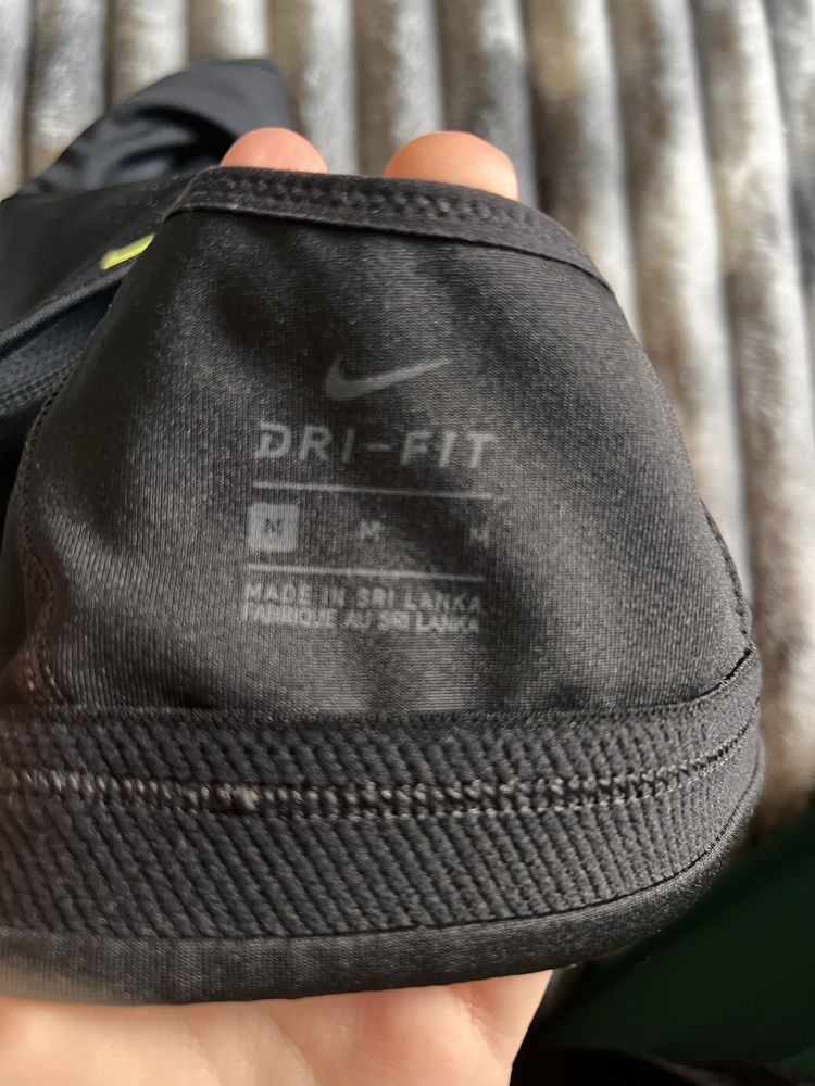 Спортивний топNike IMPACT BRA Розмір M
