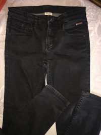Czarne spodnie chłopięce 152roz(11-12lat)