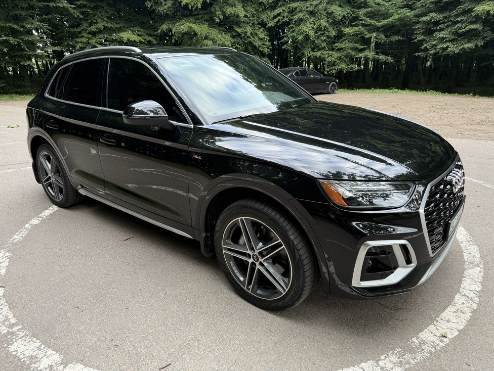 Audi q5 гібрид PHEW 367 к.с.