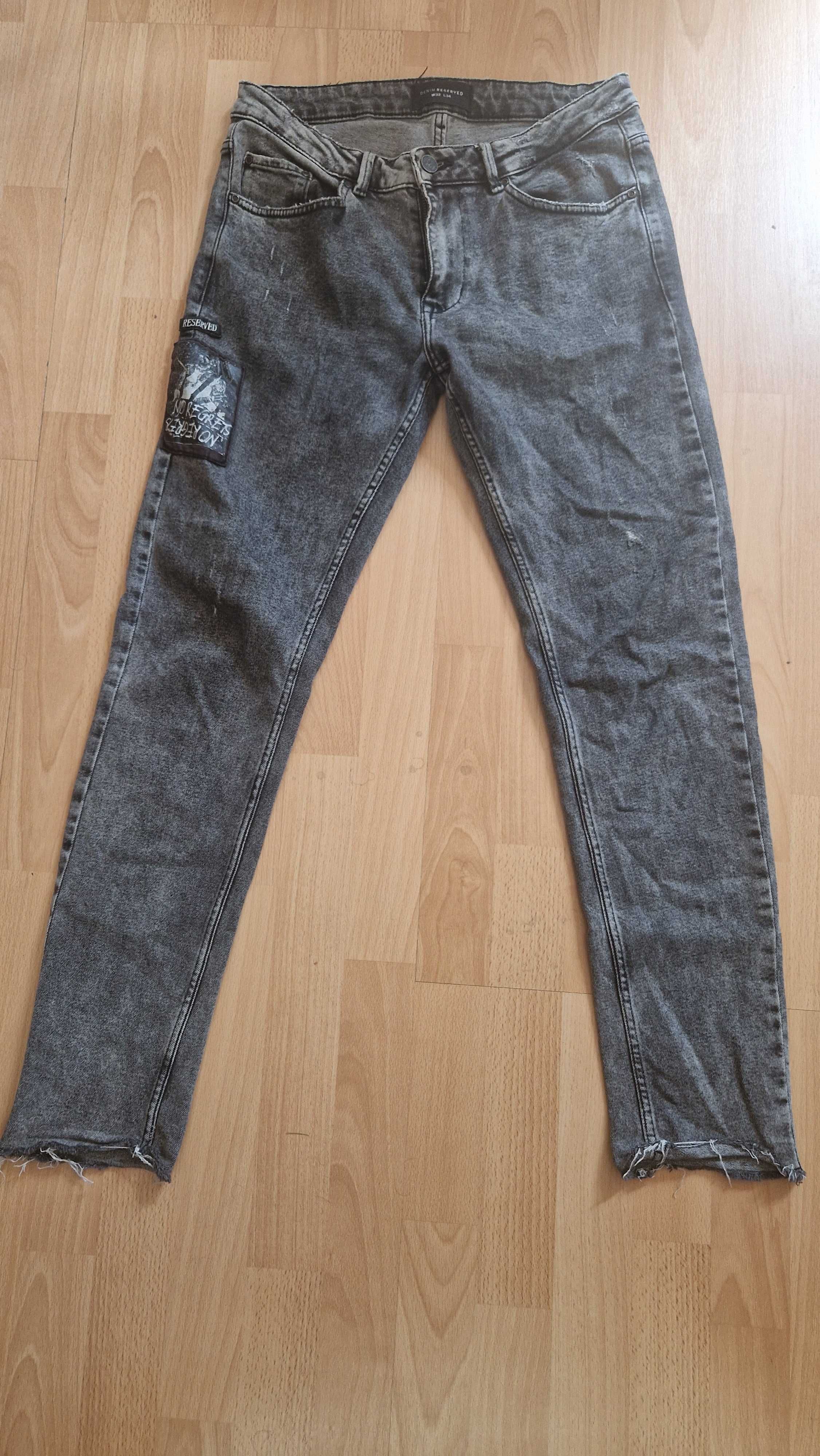 Spodnie Jeans Reserved