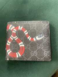 Portfel Gucci  z wężem