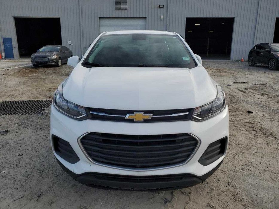 Бампер Chevrolet Trax Розборка Chevrolet Trax Четверть Шевроле Тракс