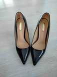 Buty czarne lakierowane szpilki