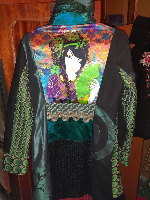 Пальто женское Desigual 40 р-ер