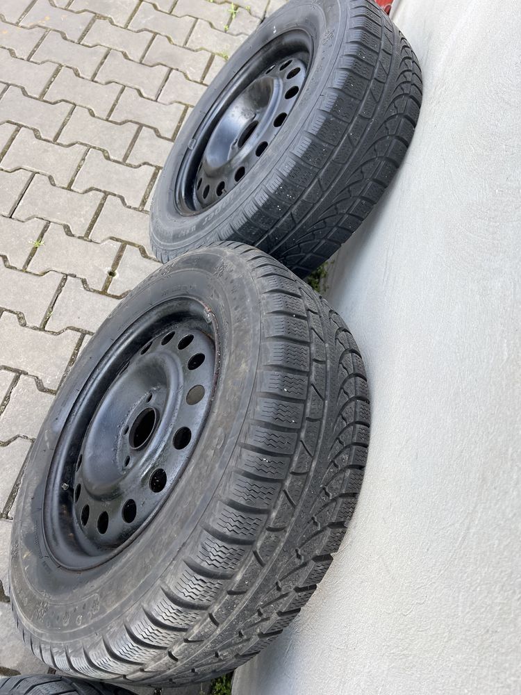 Диски з резиною r16 Tucson 5х114.3 резина 215 65 r16 Starmaxx 2016р