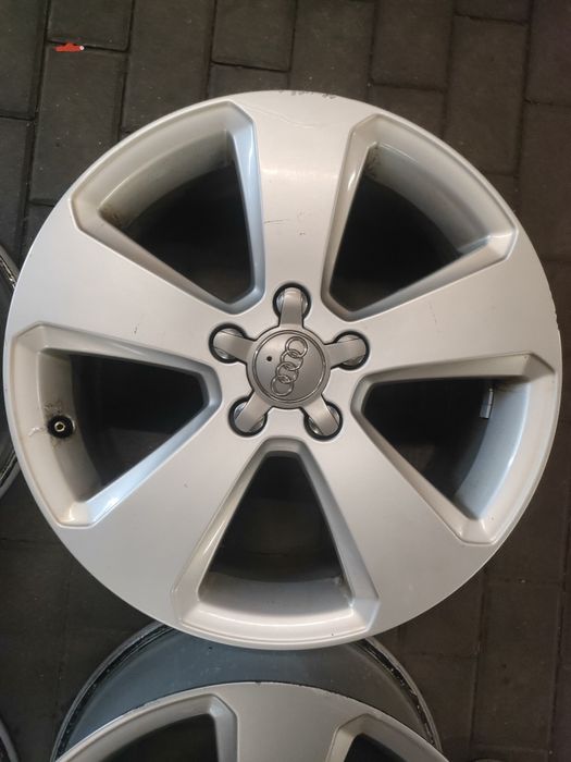 Felgi aluminiowe oryginał Audi 7jx17ET51 komplet