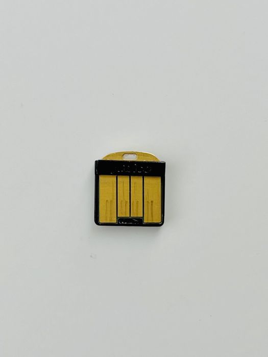 USB-ключ YubiKey 5 Nano