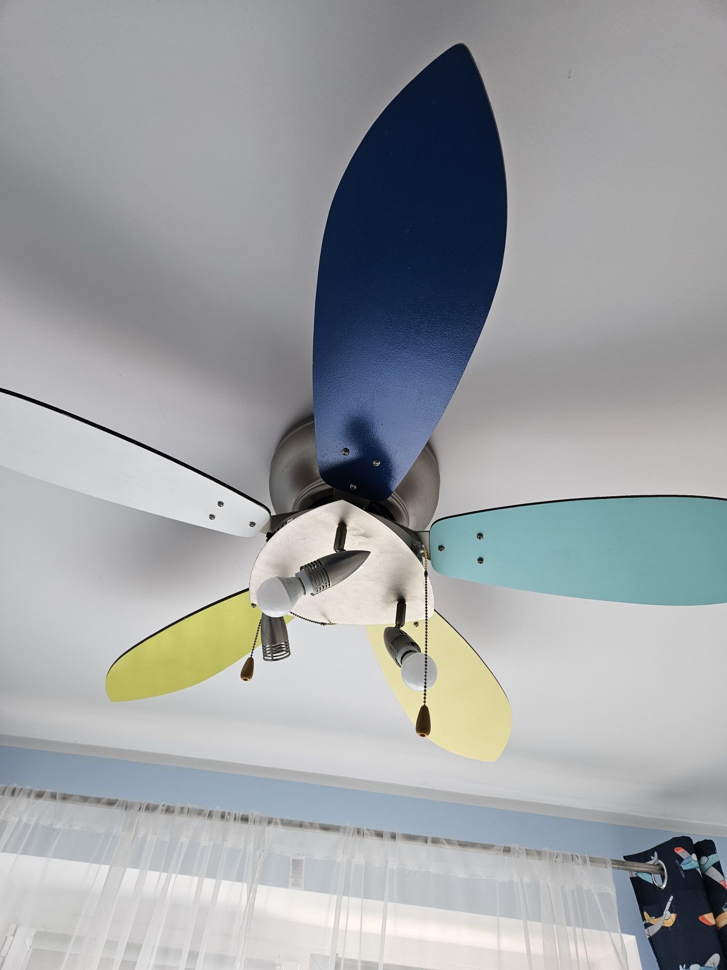 Lampa wiatrak sufitowa