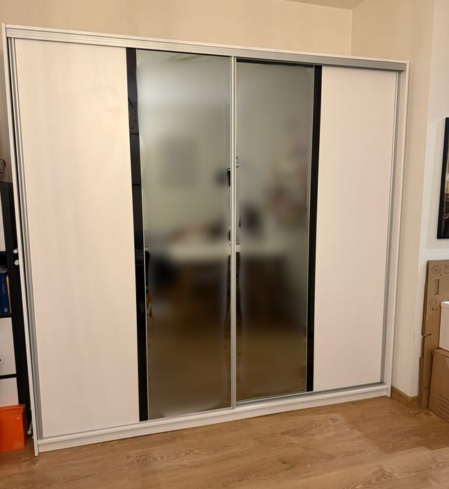 Sprzedam szafę 227x220x61