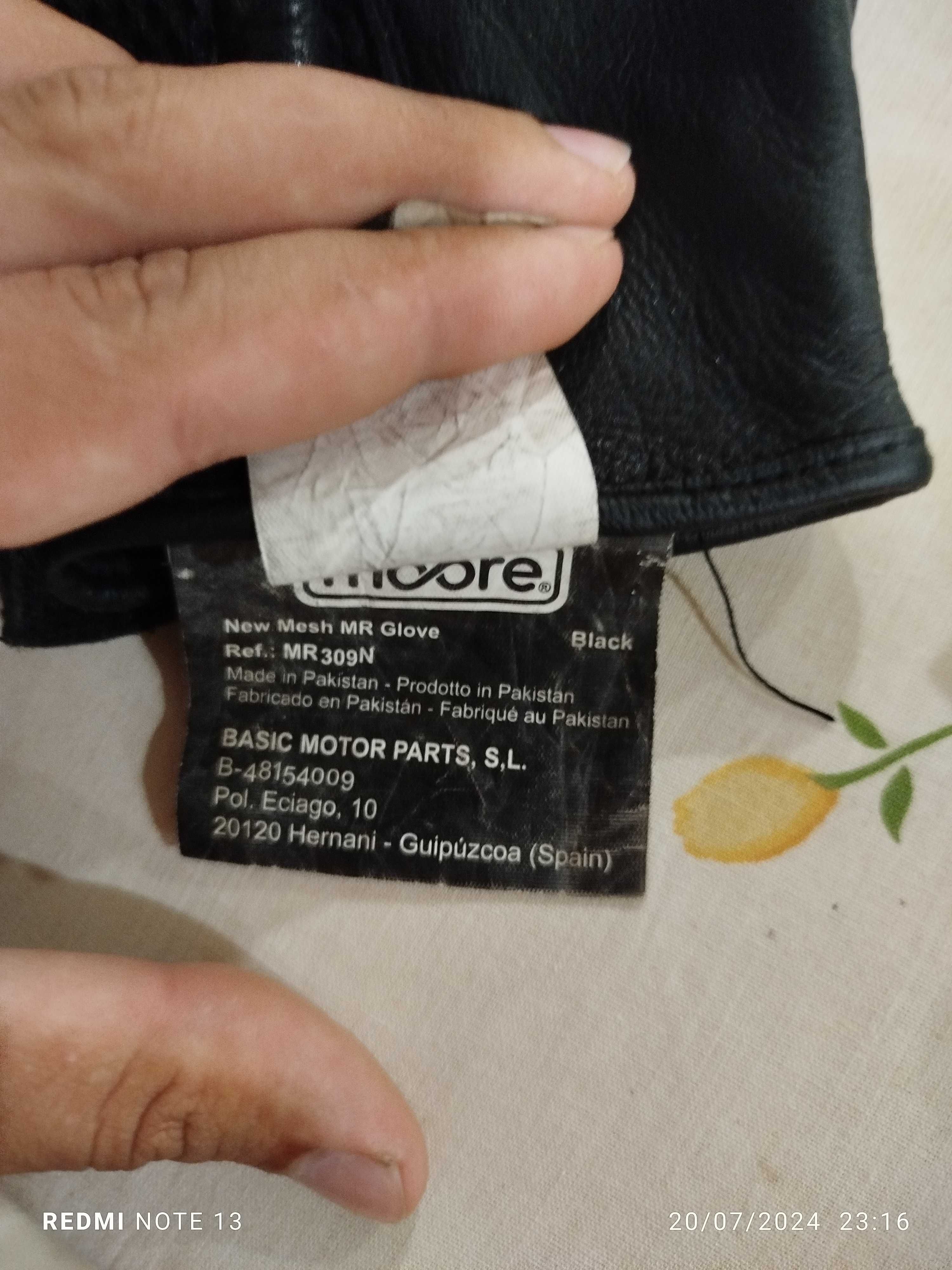 Luva moore de mota