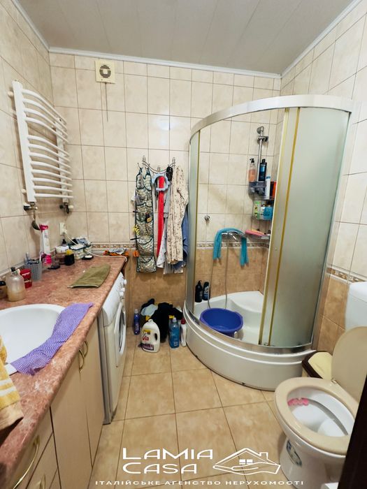 Продаж будинку на Ближній Роші