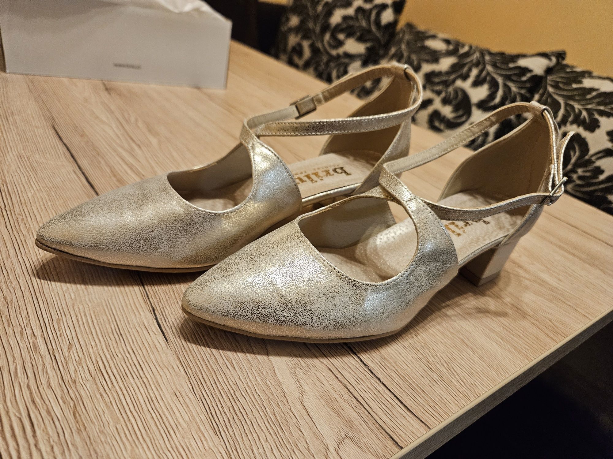 Buty ślubne Brilu rozmiar 38