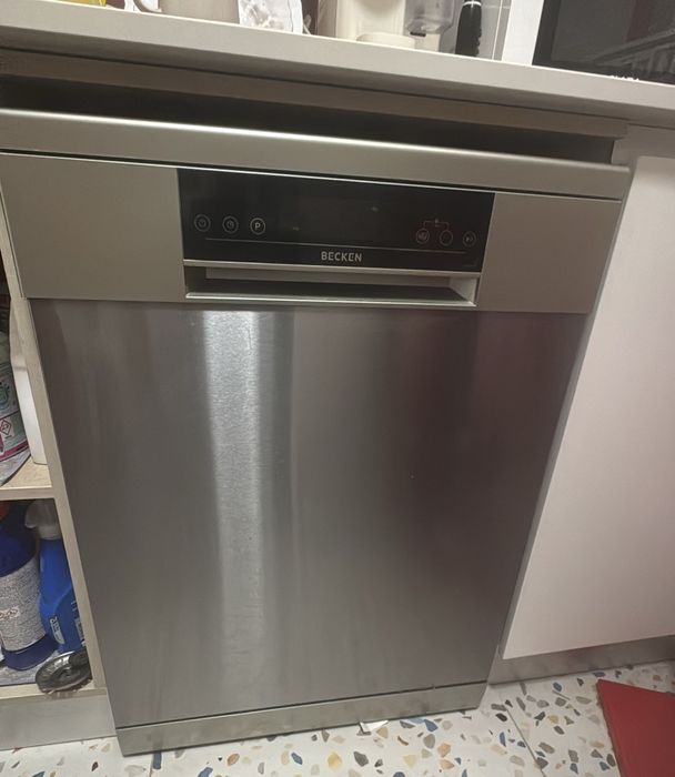 Máquina de Lavar Loiça BECKEN BDW1965N Inox