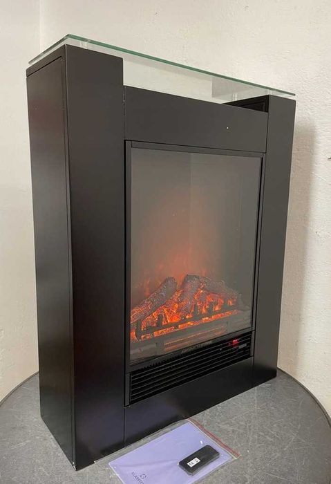 Kominek stojący z funkcją grzewczą elektryczny Klarstein czarny 1800 W
