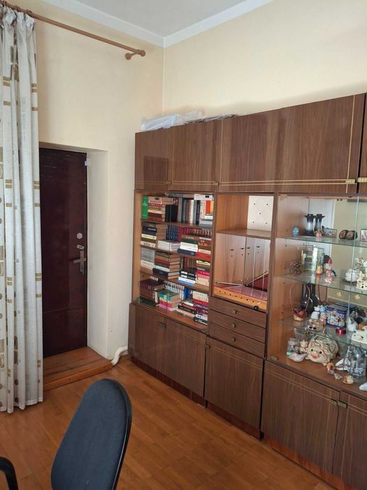 (13) Продам добротний, просторий будинок в Сухому Лимані