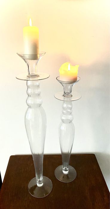 Dwa duże świeczniki szklane