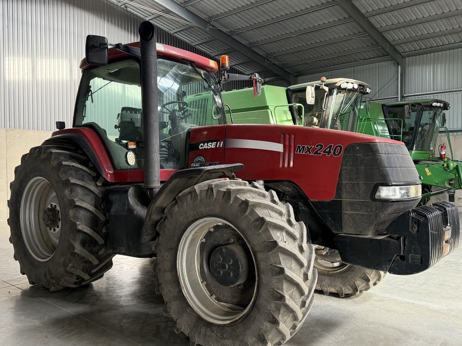 Case Magnum MX 240 Ledy Pneumatyka Trelleborg
