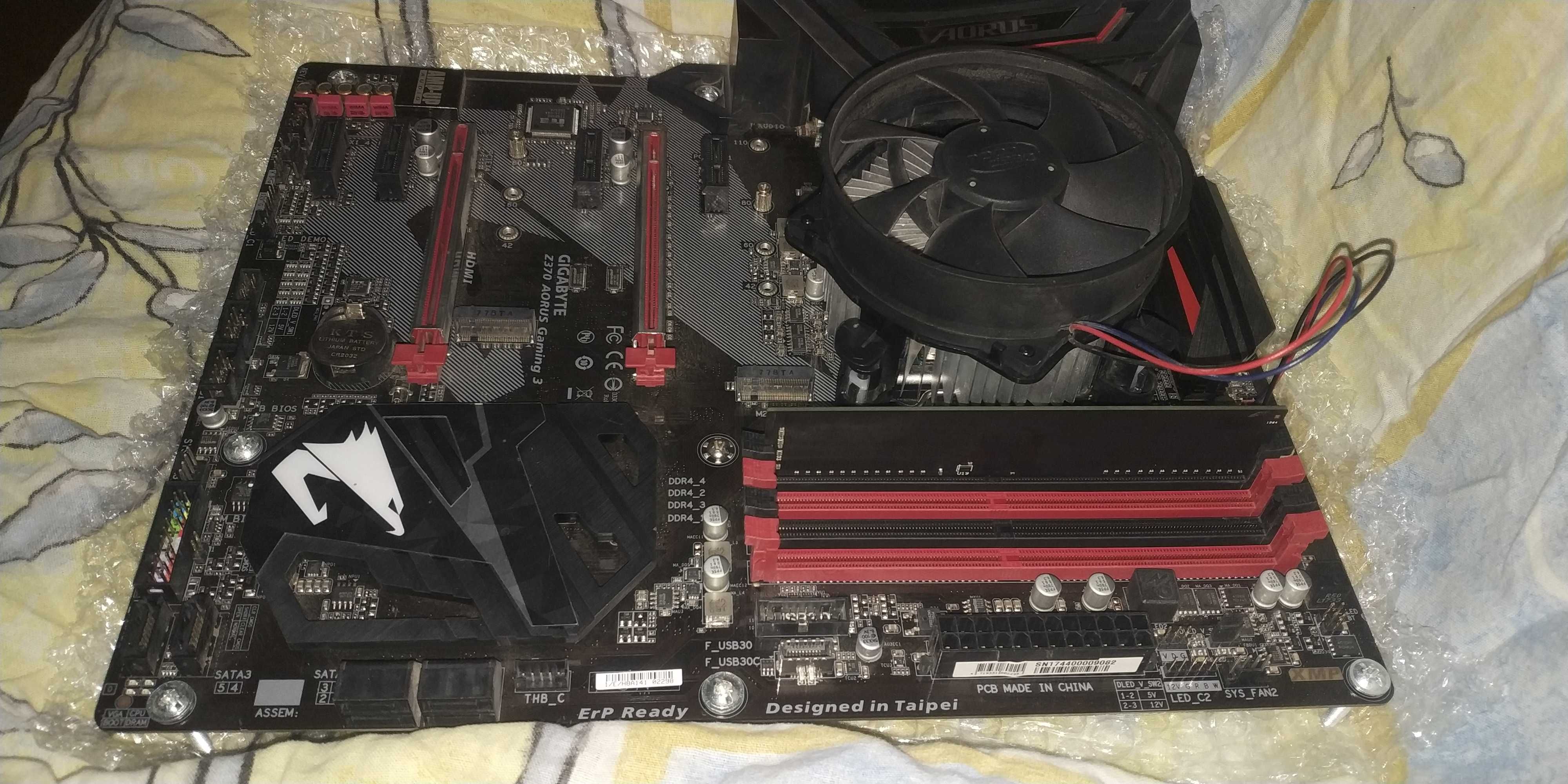 Плата Gigabyte Z370 Aorus Gaming 3 + Celeron G4920 + DDR4 8GB 2133Mhz