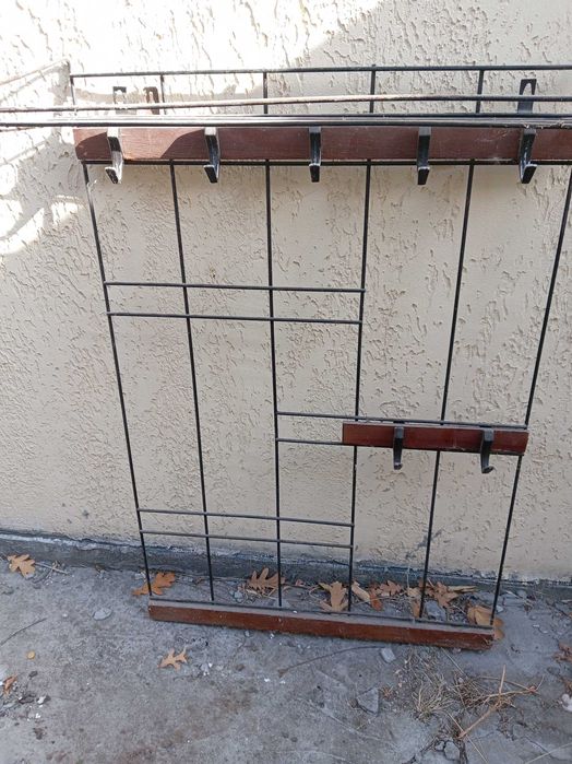 ВЕШАЛКА (Вешалка) для одягу