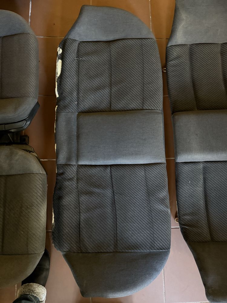 Conjunto de bancos  para bmw e36 usados