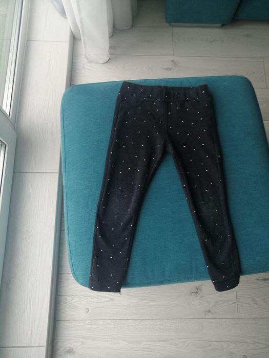 Sprzedam zestaw spodni roz. 104