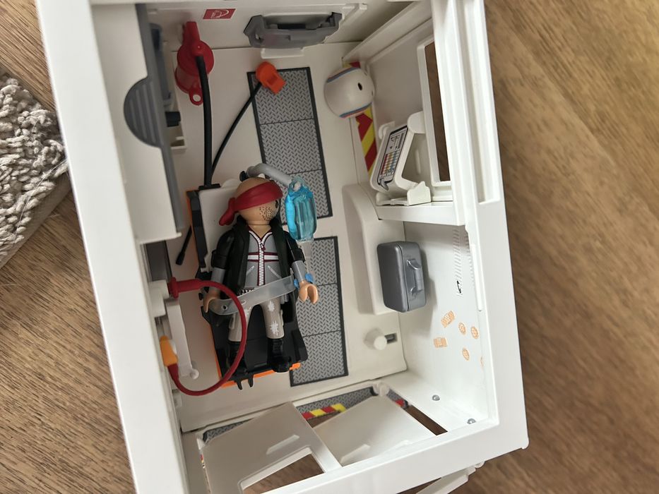 Playmobile ambulans