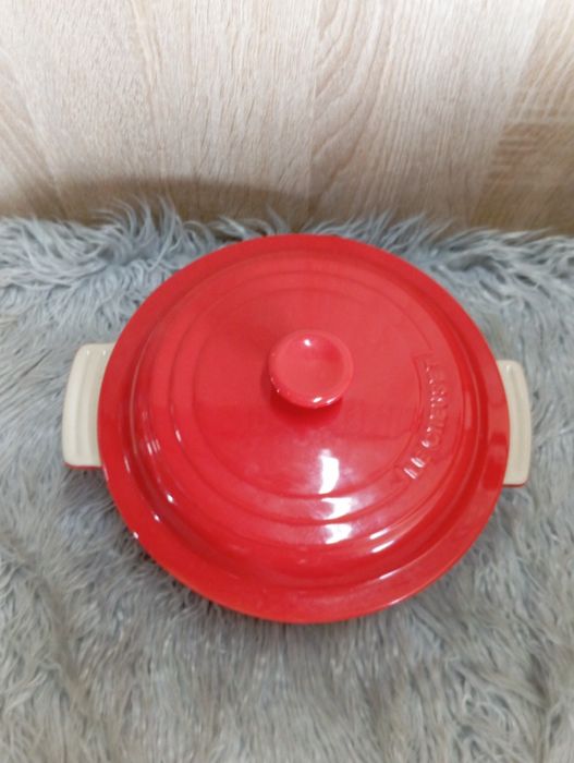 Garnek czerwony Le Creuset 19-49