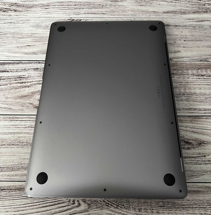 Apple Macbook Air 2020 M1 / 16Gb / SSD 512Gb