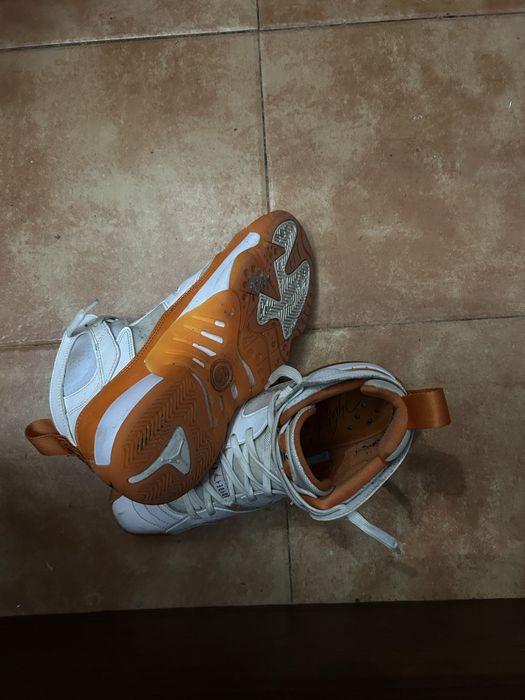 Jordan Two Trey Laranja n42,5