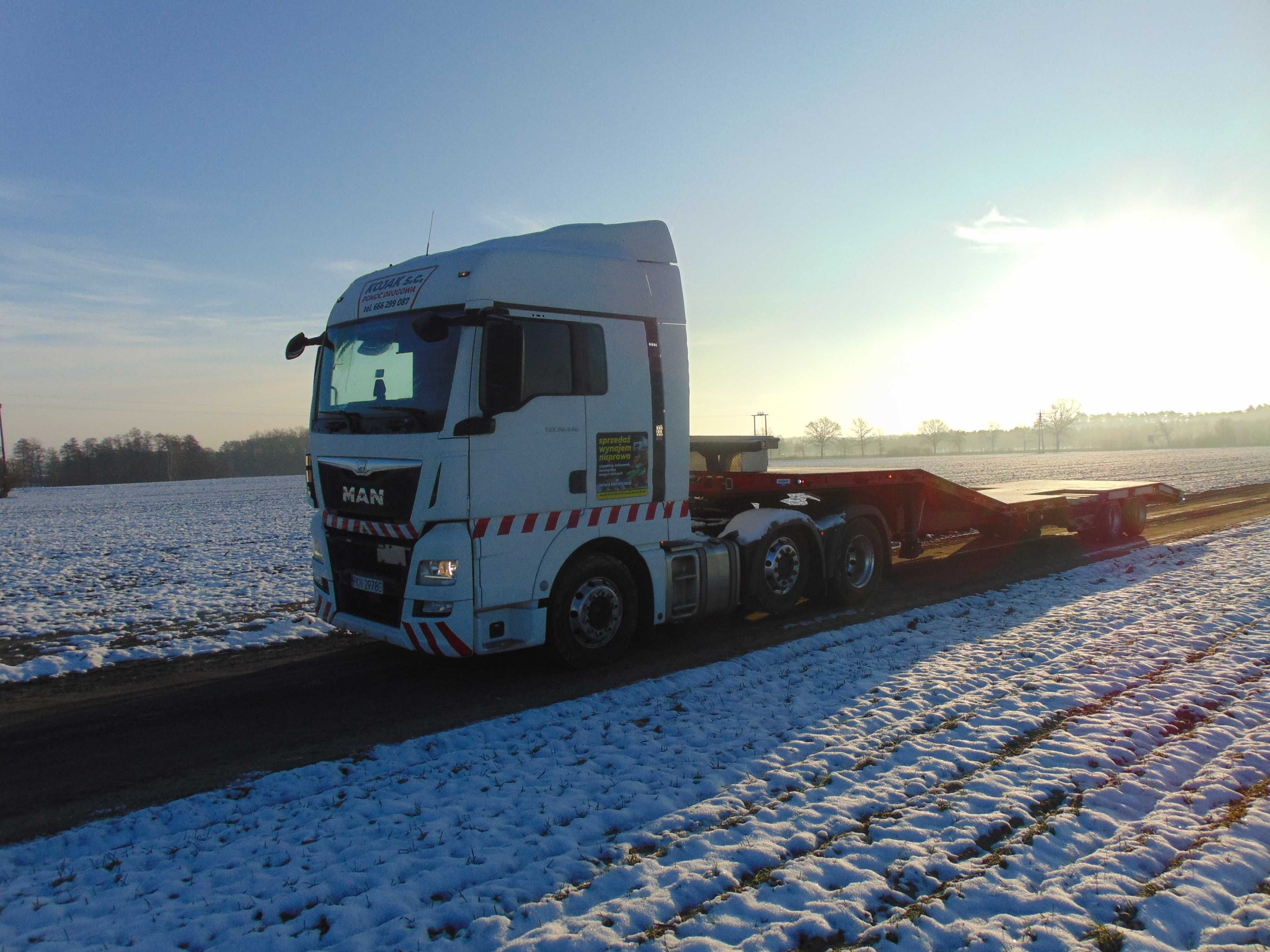 Transport naczepą niskopodwoziową, naczepą wywrotką