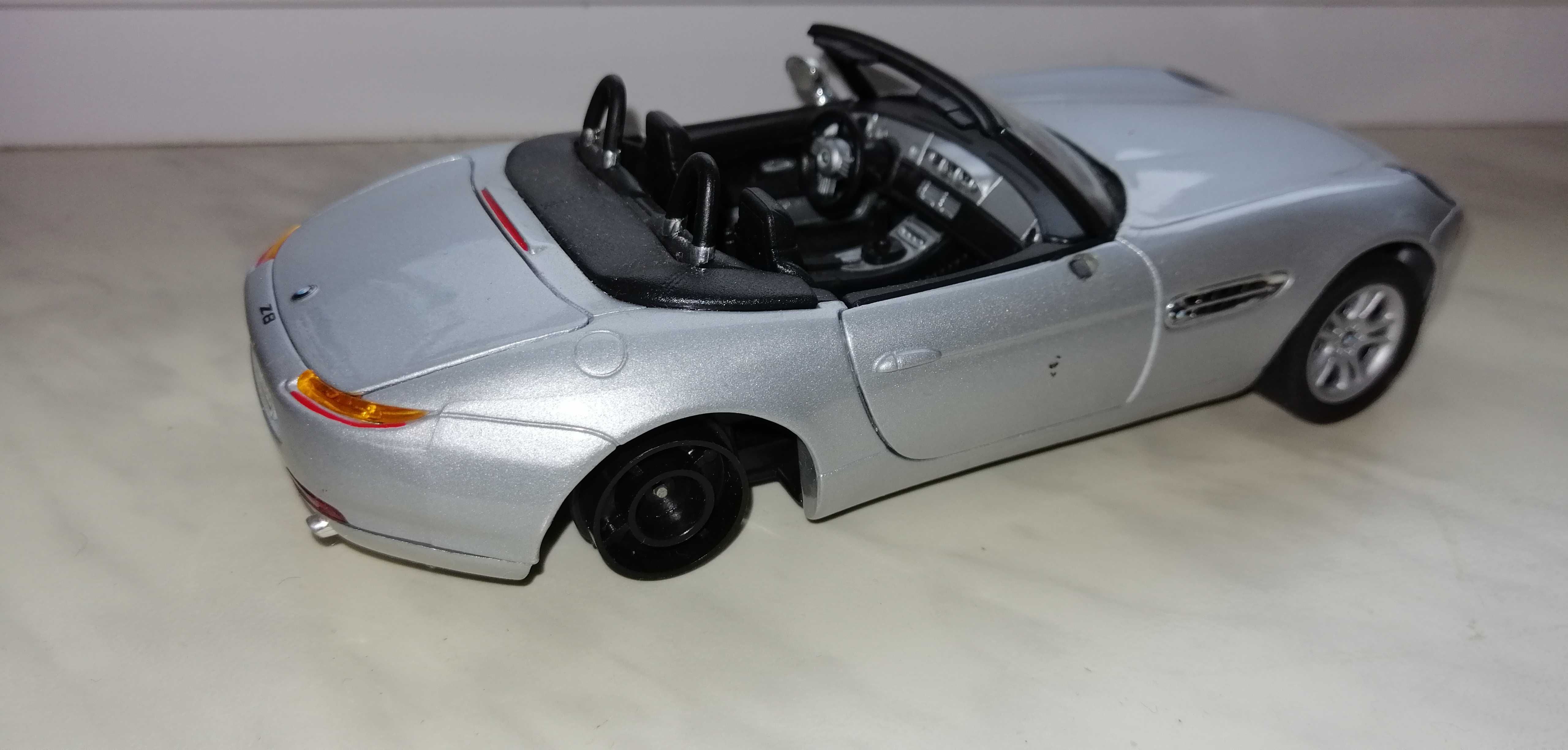 Sprzedam model BMW z8 1/24