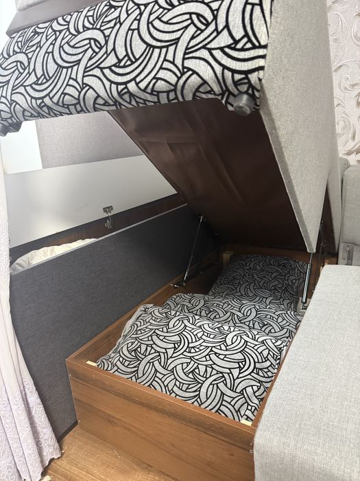 Диван у стані нового | Тумба, сховище, подушки