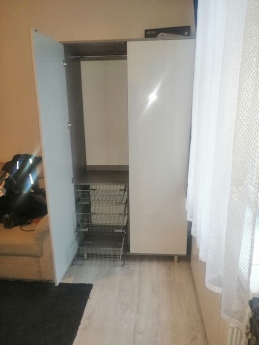 Szafa używana robiona na zamówienie.