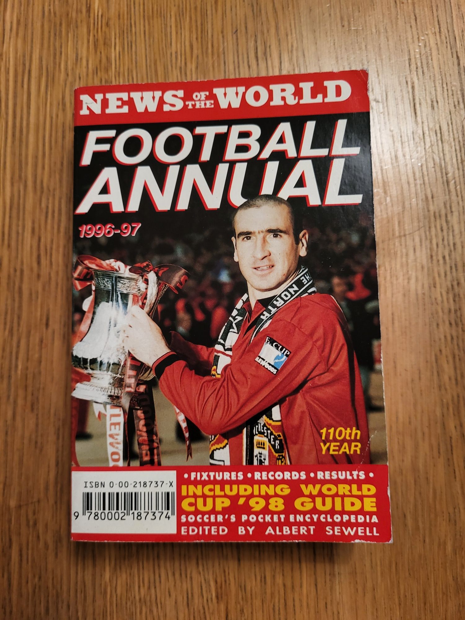 Magazyn piłka nożna News of The World Football Annual FA 1996/1997