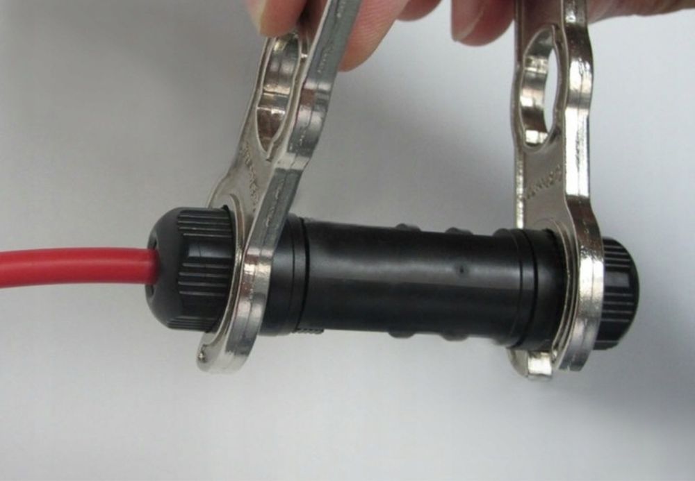 Конектор MC4 для монтажу сонячних систем кабелем 2,5, 4, 6 мм² (пара)